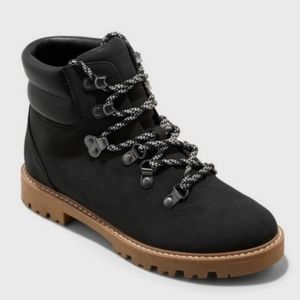 Women's Tully Lace-Up Winter Hiking Boots Black - Universal Thread™